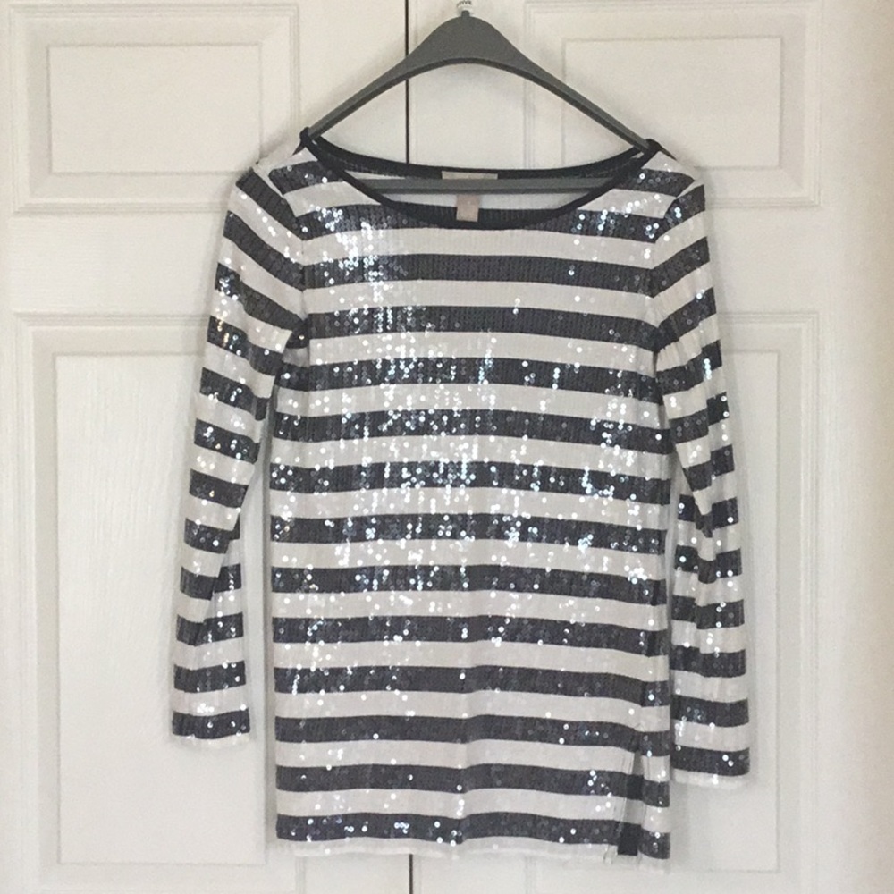 Woman's dressy top